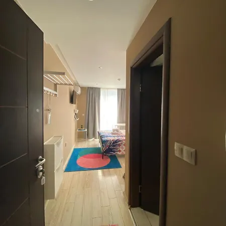Paradiso 'в' 106 Private Cozy Апартаменти