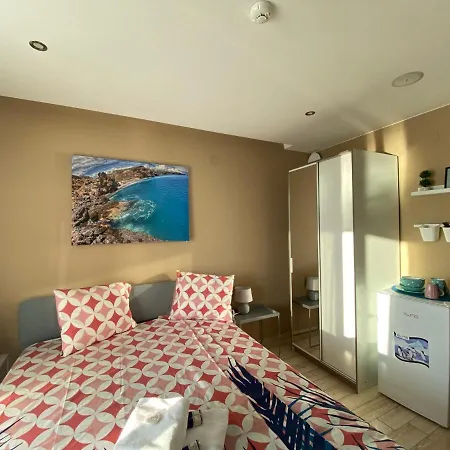 Paradiso 'в' 106 Private Cozy Апартаменти