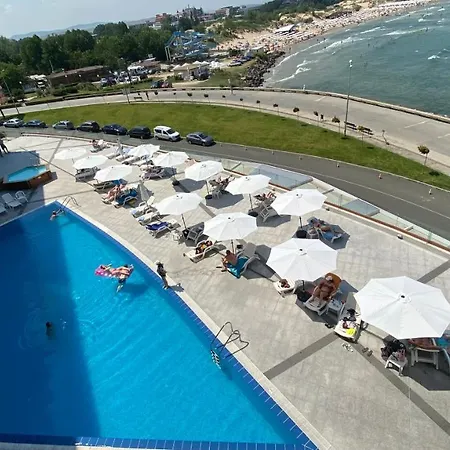 Paradiso 'в' 106 Private Cozy Апартаменти *