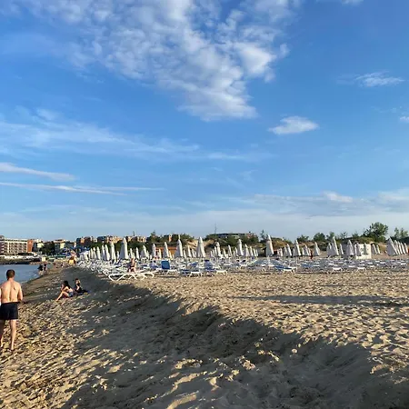 Paradiso 'в' 106 Private Cozy Апартаменти Несебир