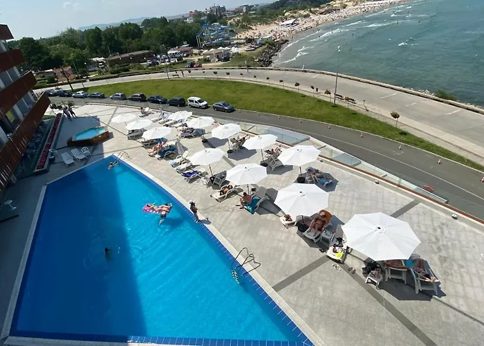 Paradiso 'в' 106 Private Cozy Апартамент *