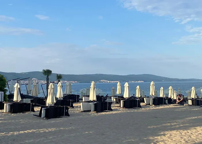 Апартамент Paradiso 'в' 106 Private Cozy Несебър